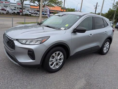 Used 2024 Ford Escape Active FWD image 8