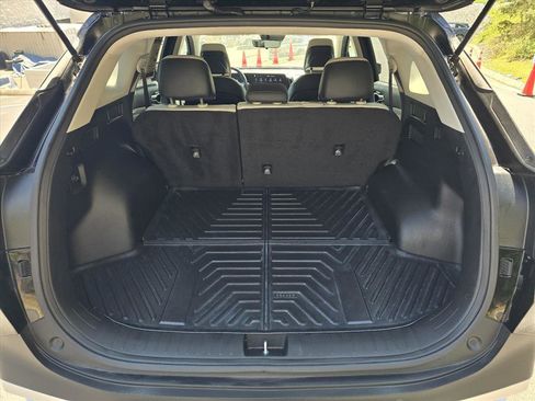 Used 2025 Kia Sportage EX image 25