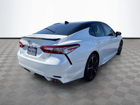 Used 2019 Toyota Camry XSE FWD image 7