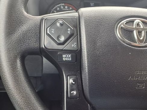 Used 2021 Toyota Tacoma SR AWD/4WD image 22