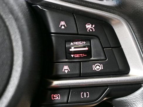 Used 2023 Subaru Forester Premium AWD/4WD image 39