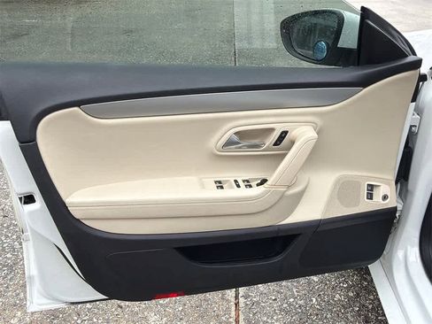 Used 2012 Volkswagen CC Sport image 11