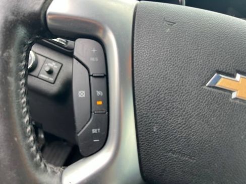 Used 2016 Chevrolet Traverse LT w/ Style and Technology Package FWD image 13