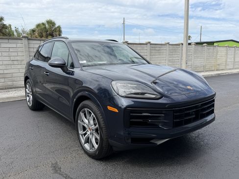 New 2026 Porsche Cayenne AWD/4WD image 8