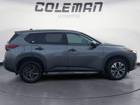 Used 2023 Nissan Rogue S image 6