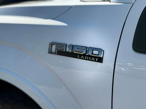 Used 2019 Ford F150 Lariat image 5