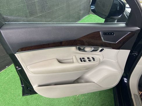 Used 2017 Volvo XC90 T6 Momentum w/ Vision Package AWD/4WD image 36