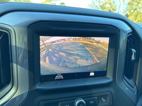 Used 2021 Chevrolet Silverado 1500 Custom image 23