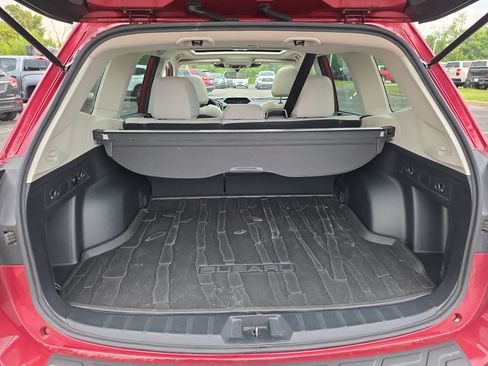 Used 2022 Subaru Forester Premium AWD/4WD image 11