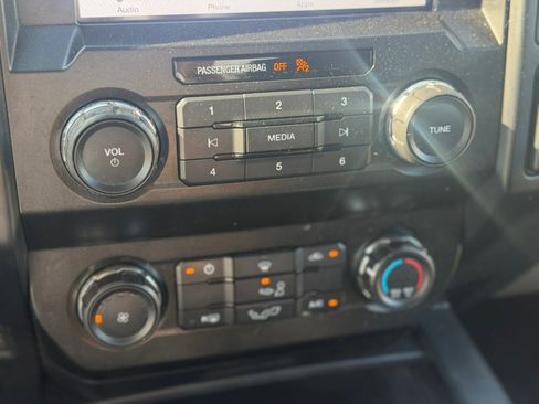 Used 2019 Ford F150 XL w/ Equipment Group 101A Mid AWD/4WD image 19