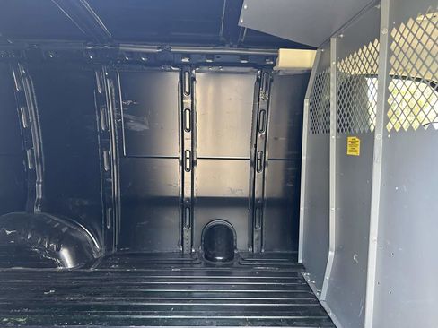 Used 2013 Chevrolet Express 1500 w/ Power Package image 23