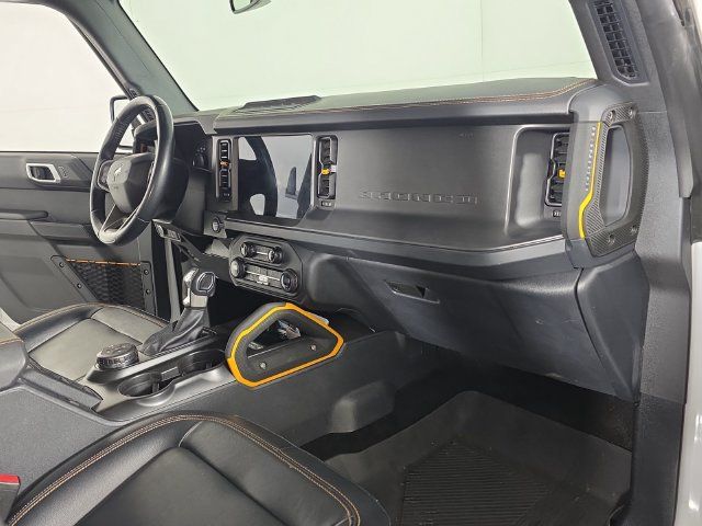 Certified 2024 Ford Bronco Badlands AWD/4WD image 28