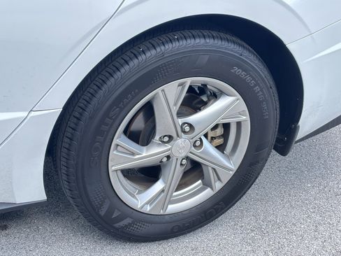 Used 2022 Hyundai Sonata SE image 9