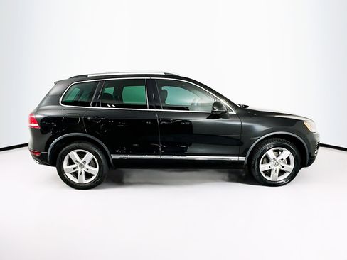 Used 2014 Volkswagen Touareg VR6 image 10