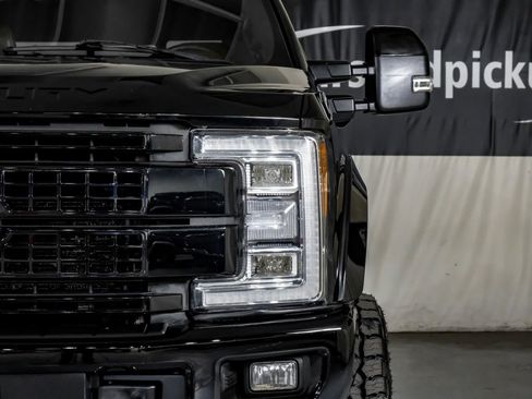 Used 2018 Ford F250 Platinum w/ Platinum Ultimate Package image 43