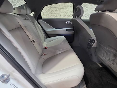 Certified 2025 Hyundai Ioniq 6 SEL image 14