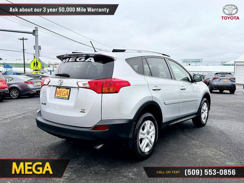 Used 2014 Toyota RAV4 LE image 12
