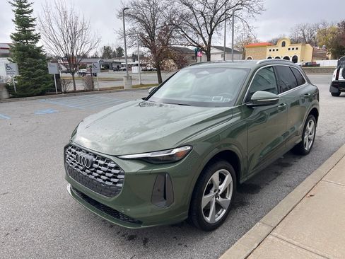Used 2025 Audi Q5 Premium Plus w/ Premium Plus image 45