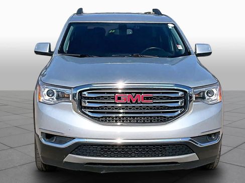 Used 2019 GMC Acadia SLT FWD image 2