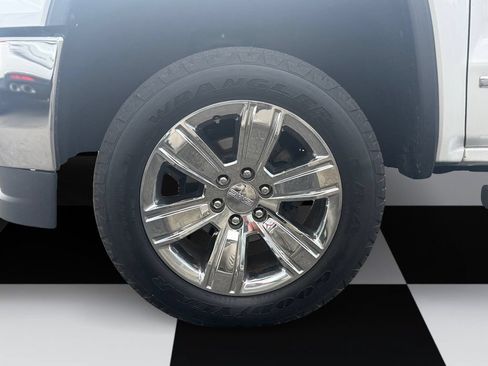 Used 2018 GMC Sierra 1500 SLT AWD/4WD image 14