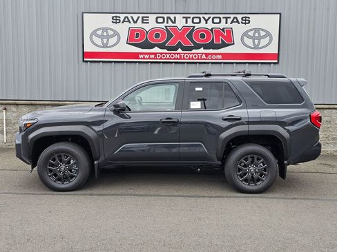 New 2025 Toyota 4Runner SR5 image 1