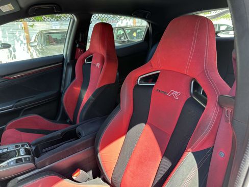 Used 2020 Honda Civic Type R image 18