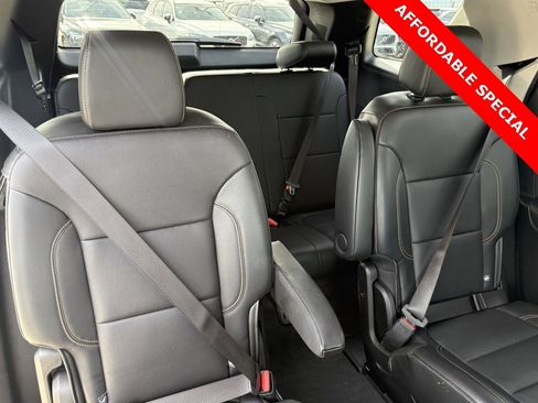 Used 2019 Chevrolet Traverse Premier w/ Redline Edition image 35