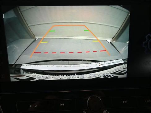 Used 2023 Nissan Altima 2.5 SV w/ SV Premium Package image 6