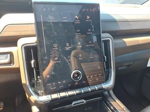 New 2026 GMC Yukon XL Denali Ultimate image 21