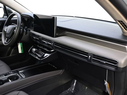 New 2026 Lincoln Corsair Grand Touring image 15