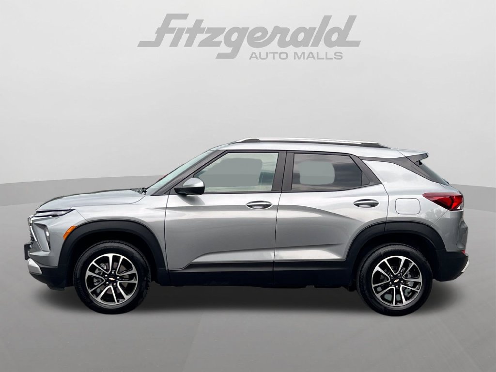Used 2026 Chevrolet TrailBlazer LT AWD/4WD image 5