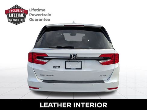 Used 2024 Honda Odyssey Elite image 5