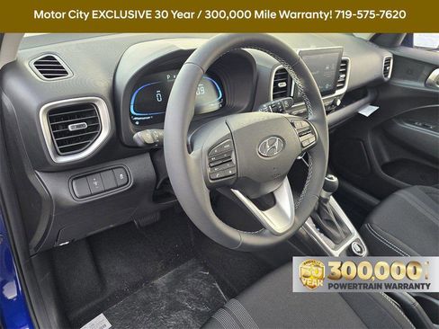 New 2025 Hyundai Venue SEL image 30