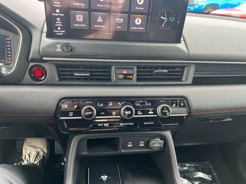 New 2026 Honda Pilot Black Edition image 17