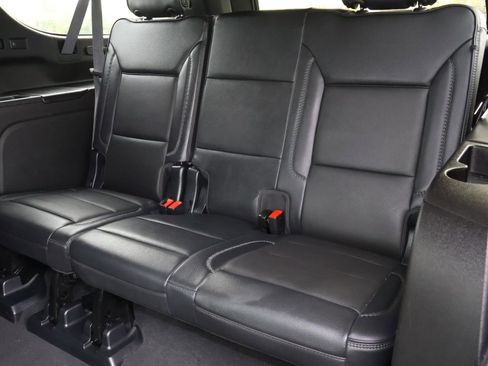 Used 2023 GMC Yukon XL Denali w/ Denali Reserve Package image 24