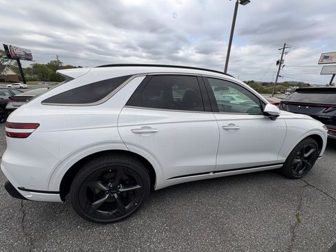 New 2026 Genesis GV70 2.5T Sport Prestige image 5