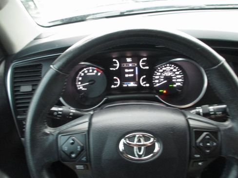 Used 2022 Toyota Sequoia SR5 w/ Premium Package image 29