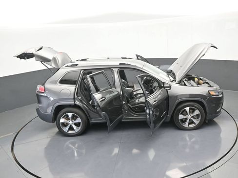 Used 2019 Jeep Cherokee Limited FWD image 67