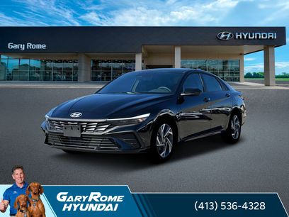 New 2025 Hyundai Elantra SEL