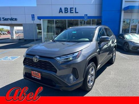 Used 2025 Toyota RAV4 XLE FWD image 1