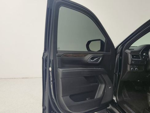 Used 2021 Chevrolet Tahoe LT image 16