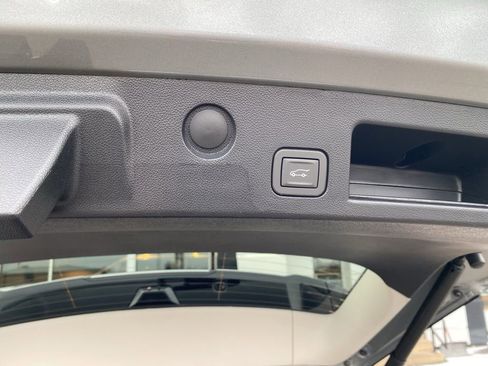 New 2026 GMC Terrain Denali w/ LPO, Floor Liner Package image 29