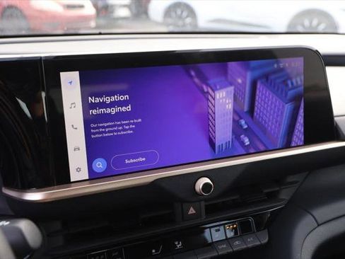 Certified 2023 Toyota Crown image 15