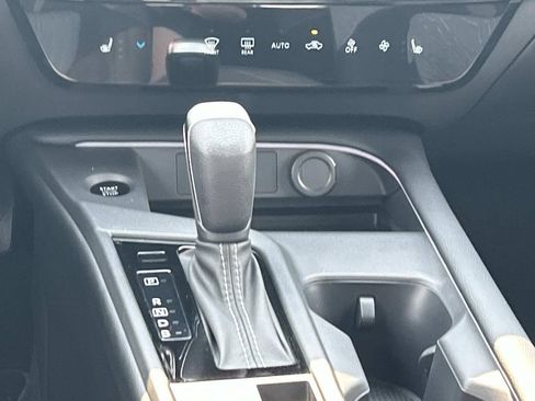 New 2026 Nissan Sentra SV w/ SV Convenience Package FWD image 24