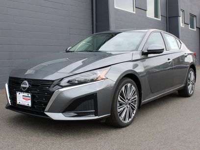 New 2025 Nissan Altima 2.5 SL