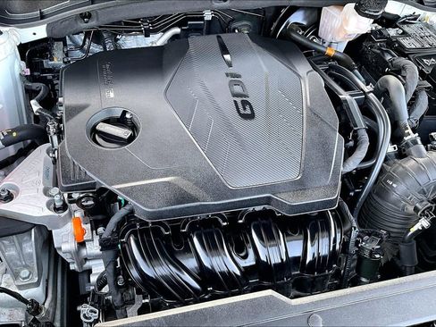 Used 2025 Hyundai Tucson SE image 34