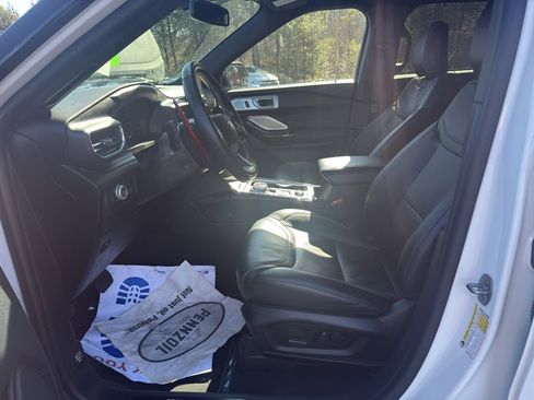 Used 2022 Ford Explorer ST w/ Equipment Group 401A image 12