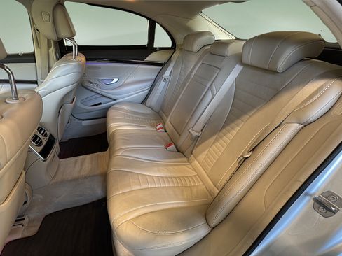 Used 2020 Mercedes-Benz S 560 4MATIC Sedan image 16