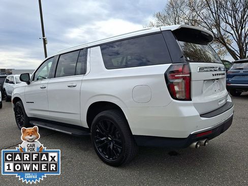 Used 2023 Chevrolet Suburban Premier AWD/4WD image 4