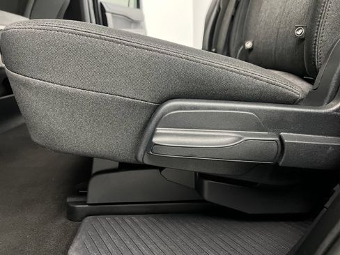 Used 2024 Ford Expedition XLT RWD image 18